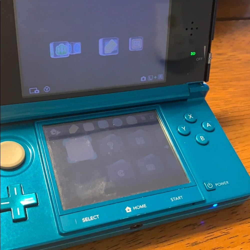 3DS - Picture 4 of 6